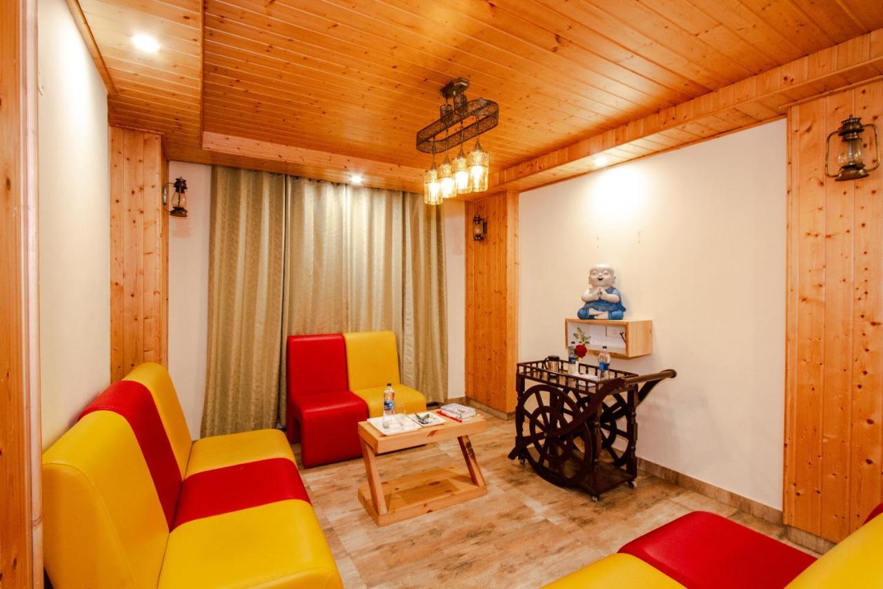 Tripli Hotels Stone House Cottage 马拉里 外观 照片